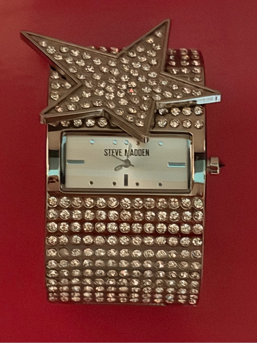Steve Madden Crystal Star Cuff Bracelet Watch SMW00011-01